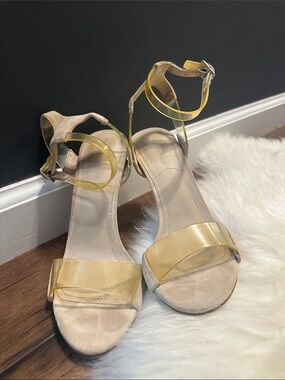 Great used condition, worn once heels